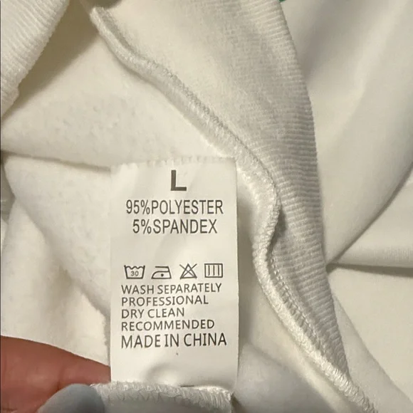 White Fox Boutique White Sweatshirt with Green Logo - Picture 2 of 2